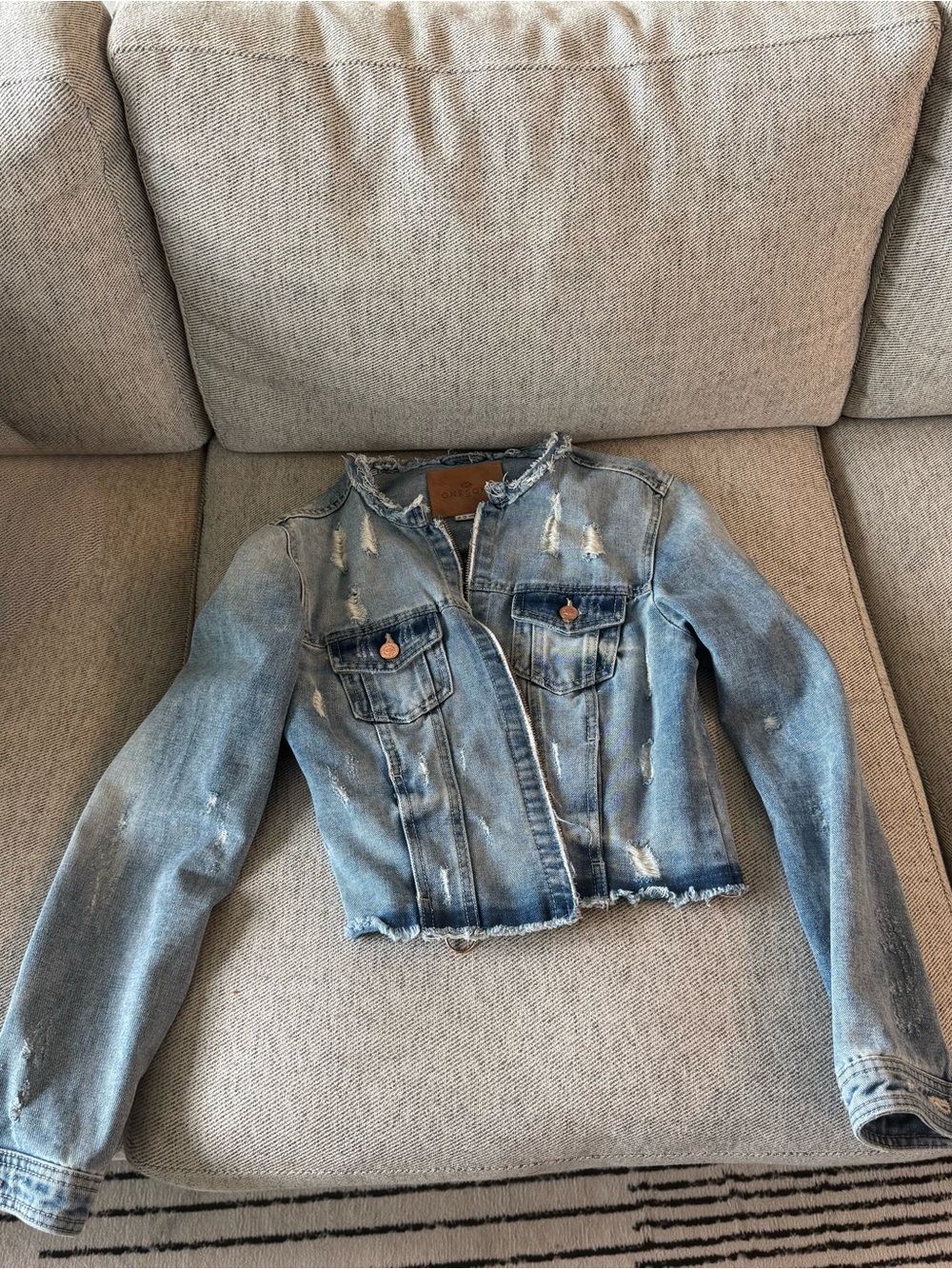 one 5 one Light Blue Distressed Cropped Denim Jacket